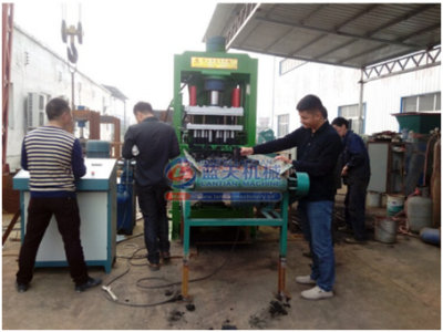 Ceramic power briquette machine